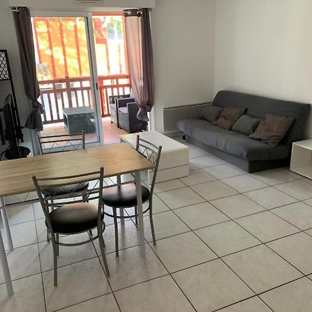 Appartement Equipe Tout Confort Cambo-les-Bains Exterior photo