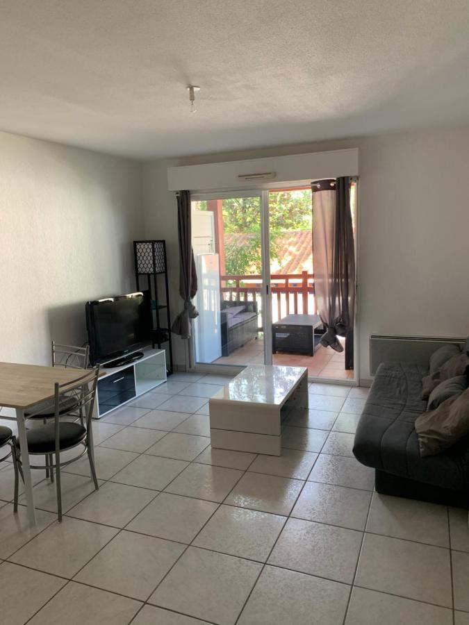 Appartement Equipe Tout Confort Cambo-les-Bains Exterior photo